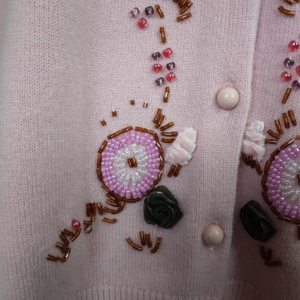 Vintage Pink Pastel Embroidered Beaded Applique Cardigan Sweater | Size L - Picture 5 of 10